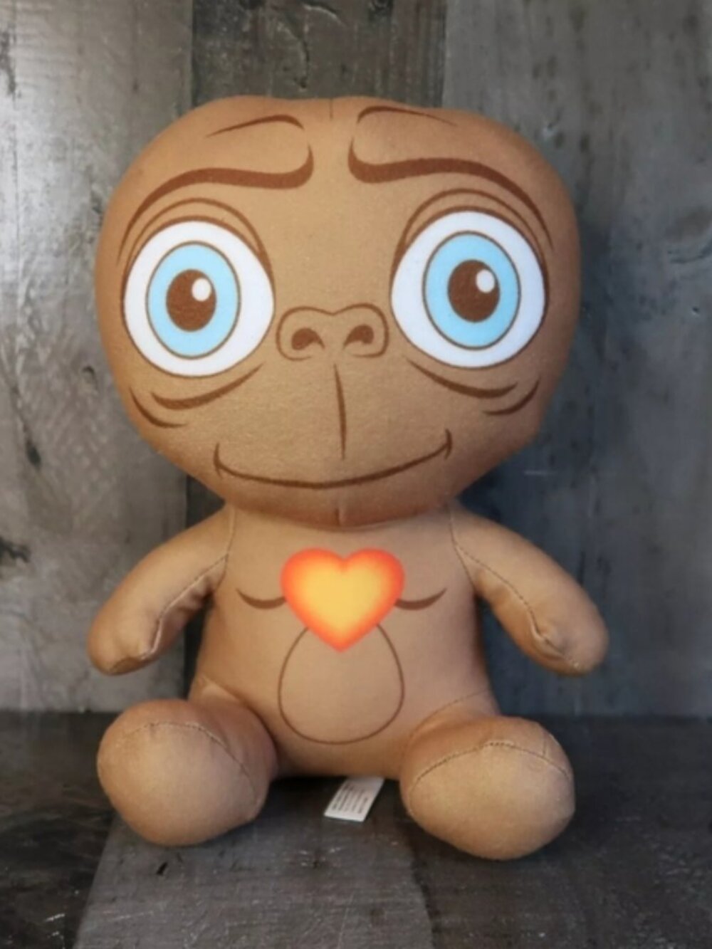 E.T. 2021 Big Head Plush Stuffed Toy The Extra Terrestrial Glowing Heart